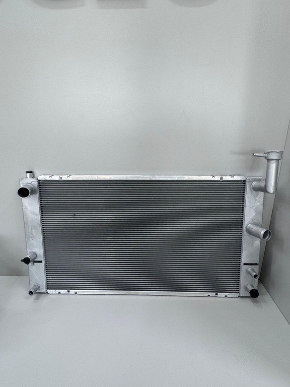 "Toyota Prius 20" su radiatoru — Ehtiyat hissələri və aksesuarlar, Bakı (2)