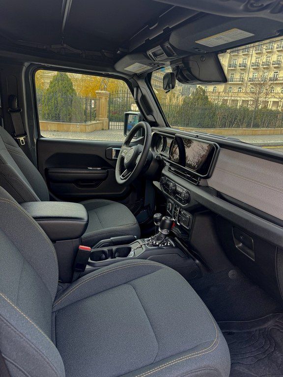 Jeep Wrangler, 2.0 L, 17.3 kWh, 2023 il, 29 900 km — Avtomobillər, Bakı (5)