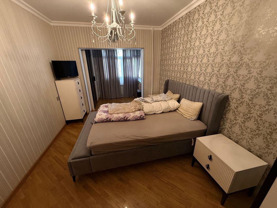 Satılır 2 otaqlı köhnə tikili 65 m² — Mənzil, Bakı (3)