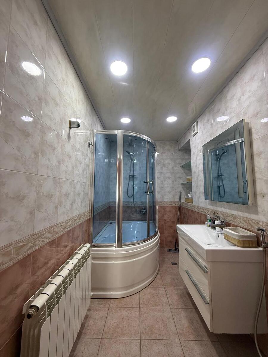 Satılır 4 otaqlı köhnə tikili 160 m² — Mənzil, Bakı (12)