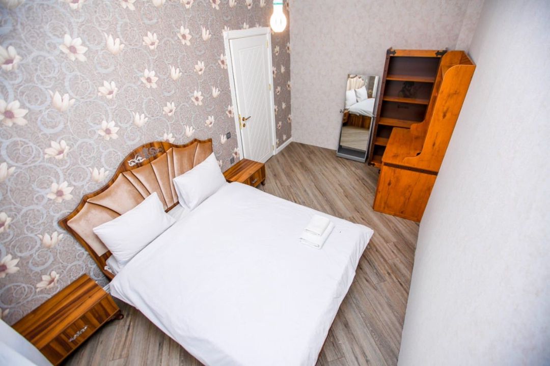 İcarəyə verilir 5 otaqlı həyət evi/bağ evi 400 m² — Ev, villa, Bakı (6)