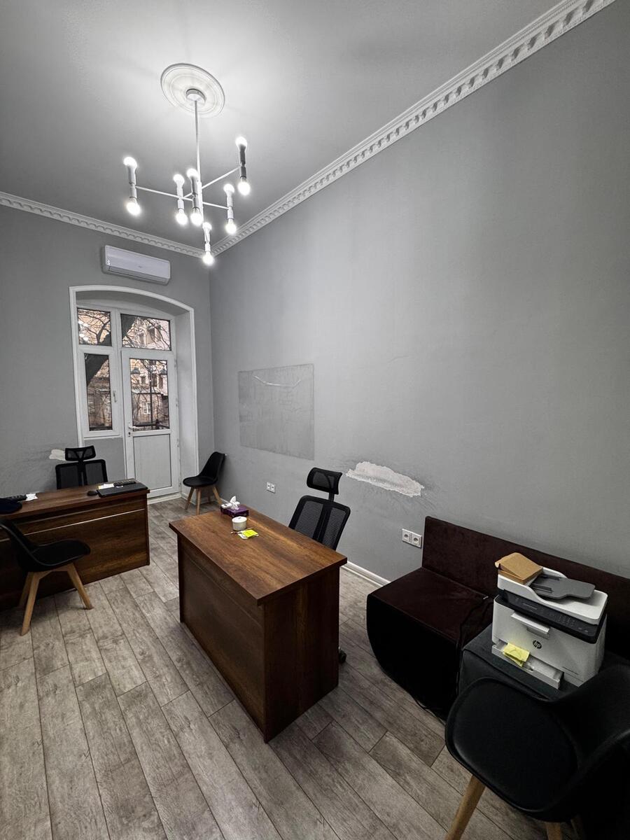 Satılır 4 otaqlı köhnə tikili 125 m² — Mənzil, Bakı (2)