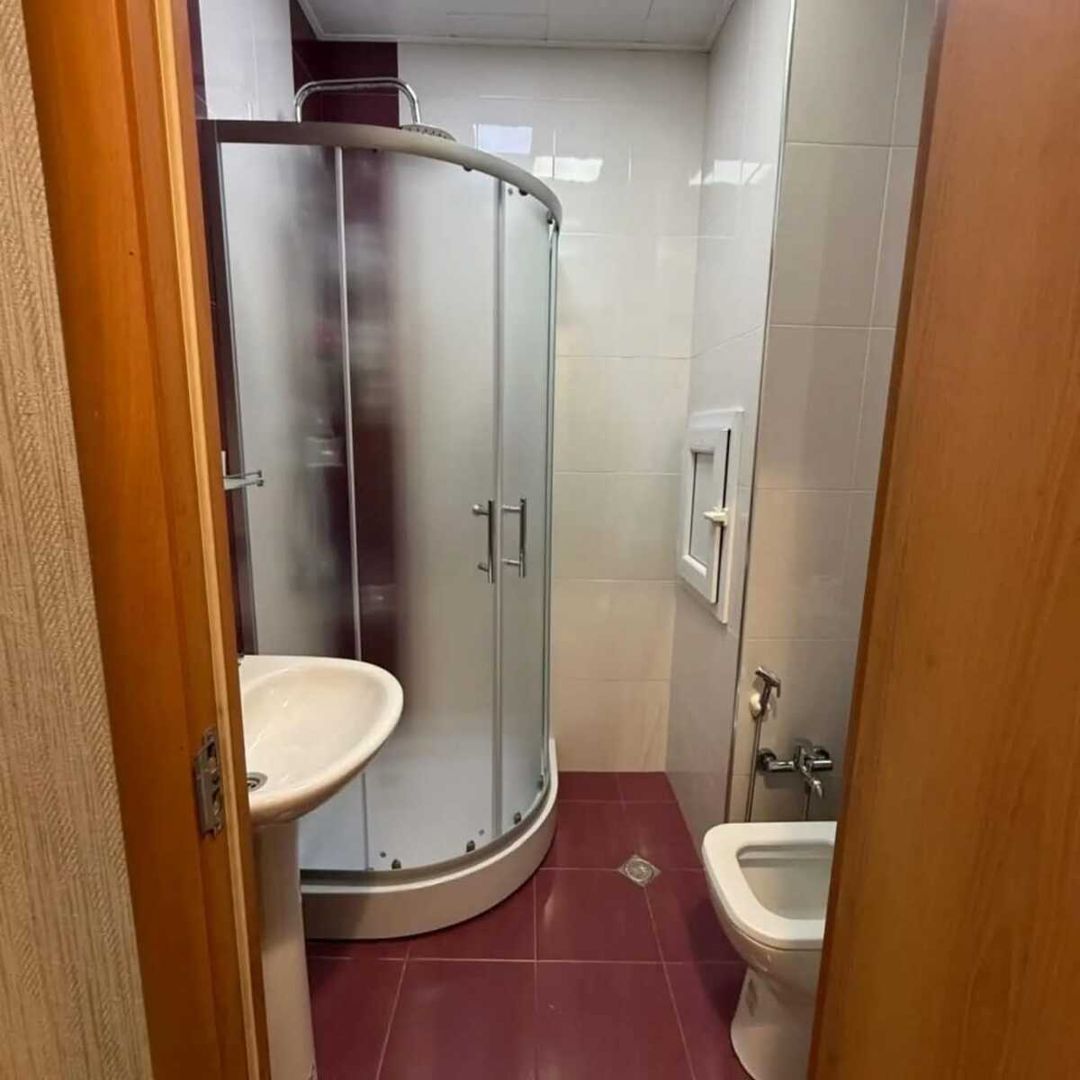 İcarəyə verilir 2 otaqlı köhnə tikili 90 m² — Mənzil, Bakı (6)