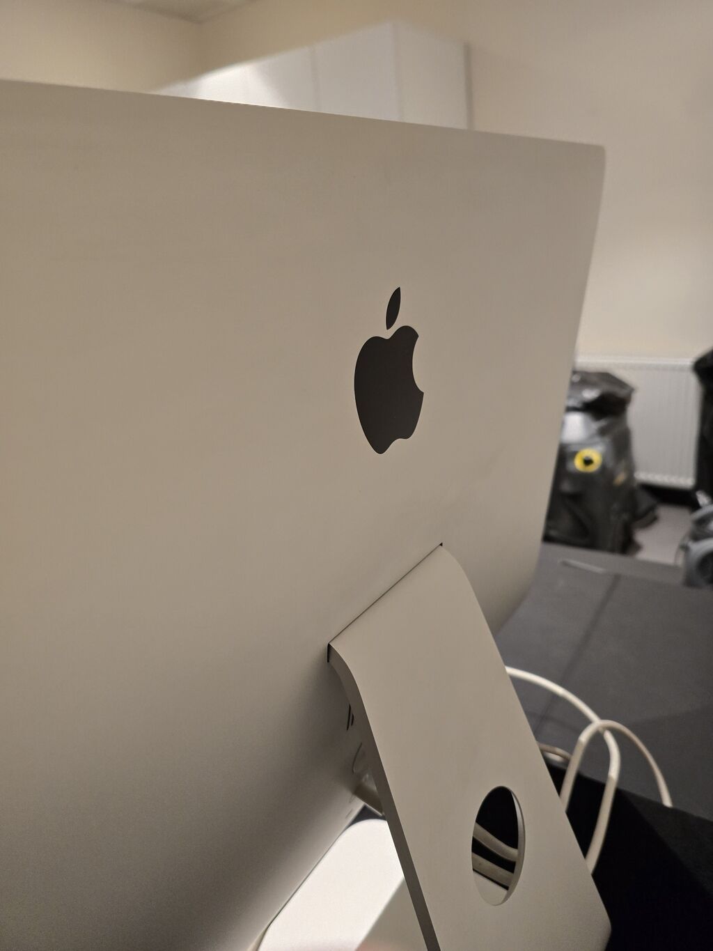 Apple iMac (Alüminium unibody) – 27" LED ekranlı All‑in‑One kompüter — Masaüstü kompüterlər, Bakı (3)