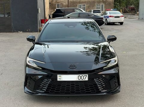 Toyota Camry, 2.0 L, 1 kWh, 2025 il, 15 000 km — Bakı