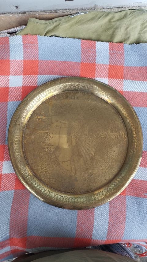 Misir üslubunda vintage latun pannosu. Əl işi oyma. Qızılı rəngli — 200 ₼ · Bakı · Digər Misir üslubunda vintage latun pannosu. Əl işi oyma. Qızılı rəngli — Bakı