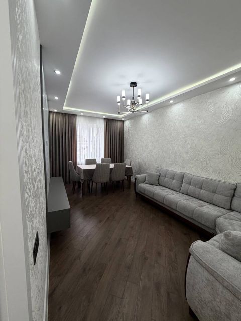Satılır 3 otaqlı köhnə tikili 80 m² — Bakı