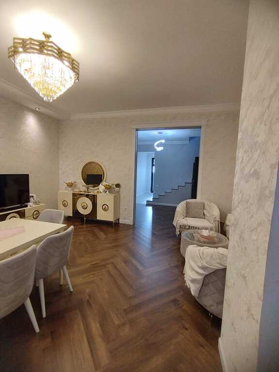 Satılır 4 otaqlı həyət evi/bağ evi 280 m² — Ev, villa, Bakı (6)