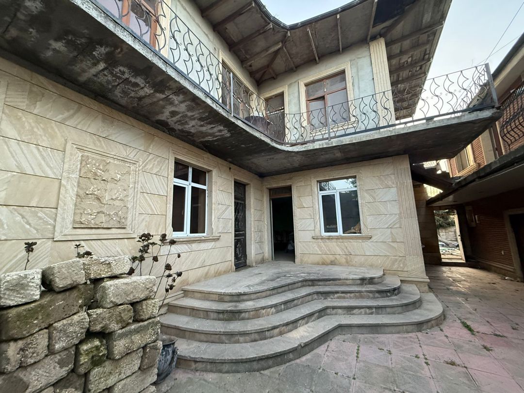 Satılır 7 otaqlı həyət evi/bağ evi 350 m² — Ev, villa, Bakı (3)