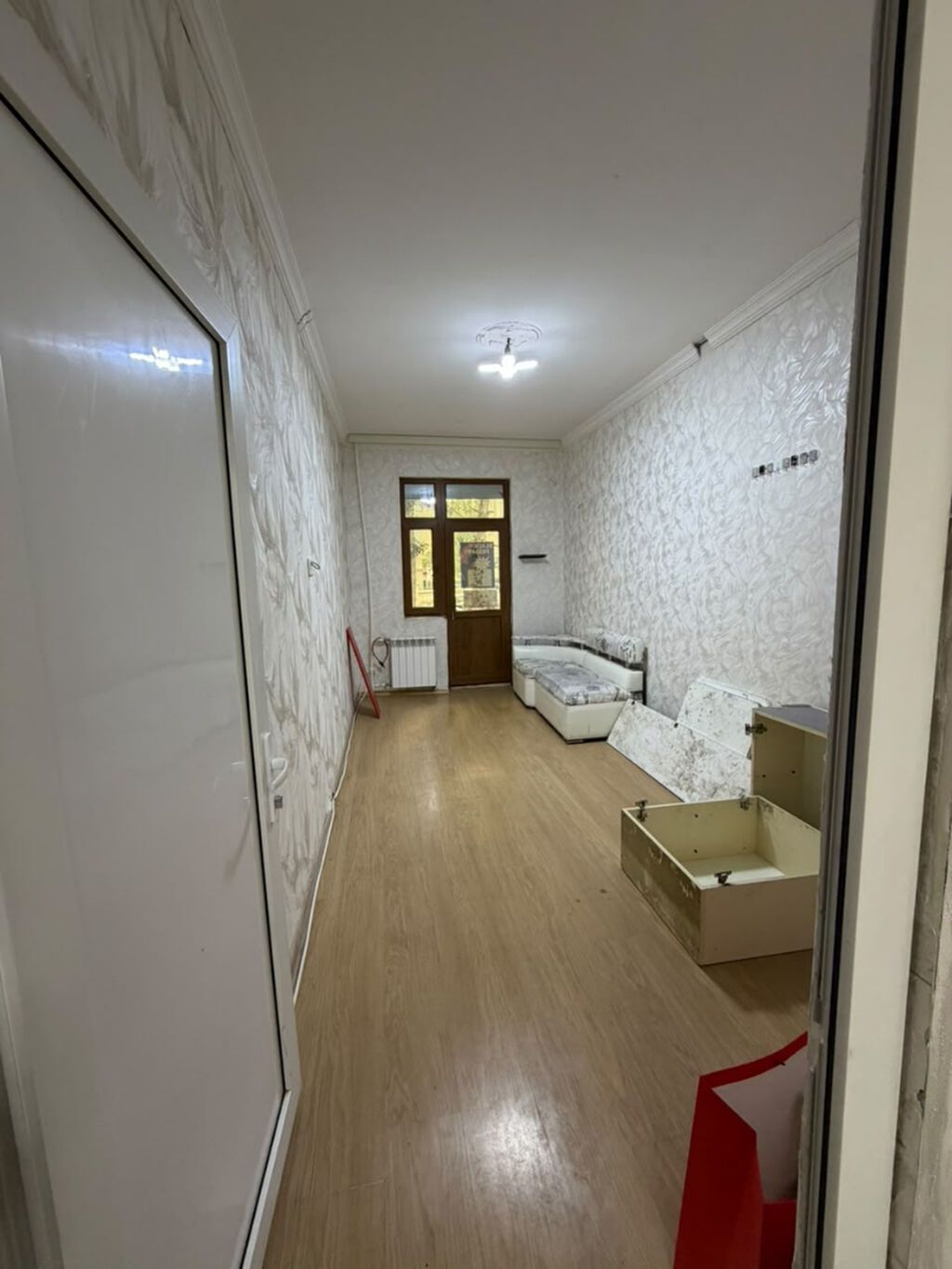 Zərifə Əliyeva Adına Göz İnstitutunun Qarşısında Əşyalı Gözəllik — Əmlak, Bakı (2)