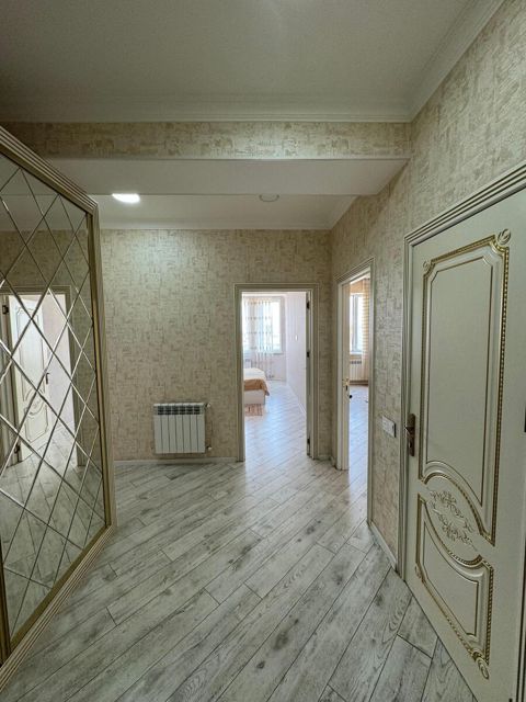 Satılır 3 otaqlı yeni tikili 70 m² — Квартира