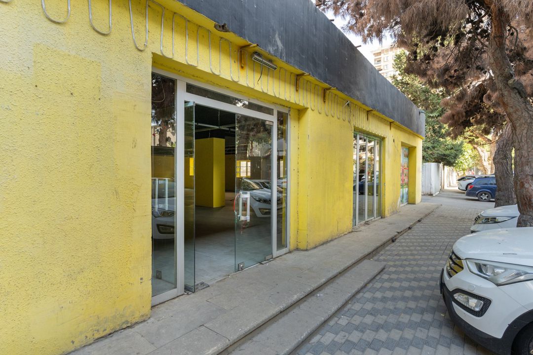 İcarəyə verilir obyekt 268.6 m² — Əmlak, Bakı