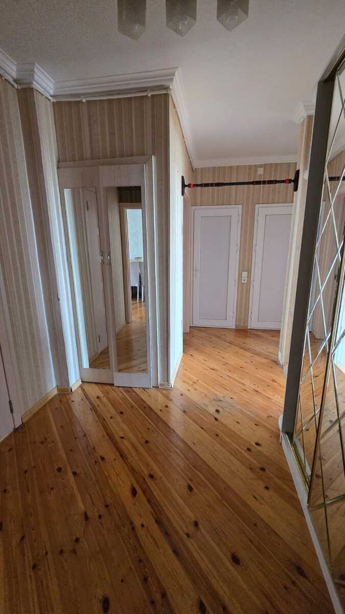 Satılır 4 otaqlı köhnə tikili 100 m² — Mənzil, Bakı (6)
