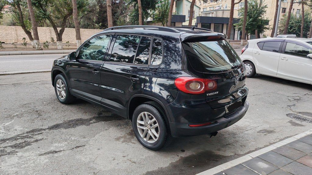 Volkswagen Tiguan, 2.0 L, 2010 il, 224 000 km — Avtomobillər, Bakı (7)