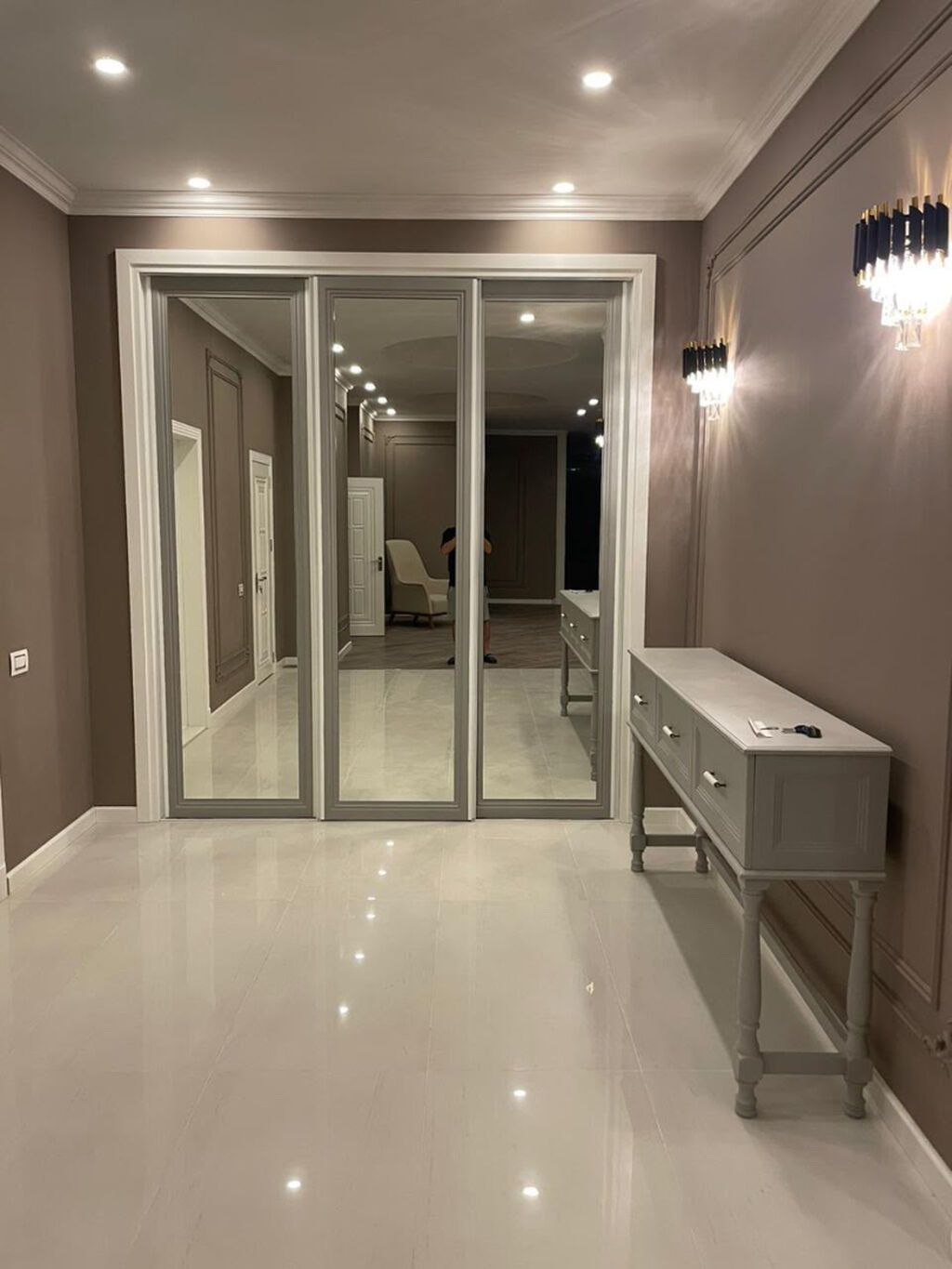 Möhsün Sənani küçəsi Gənclik & 8 Noyabr 4 Otaqlı Premium — Mənzil, Bakı (3)