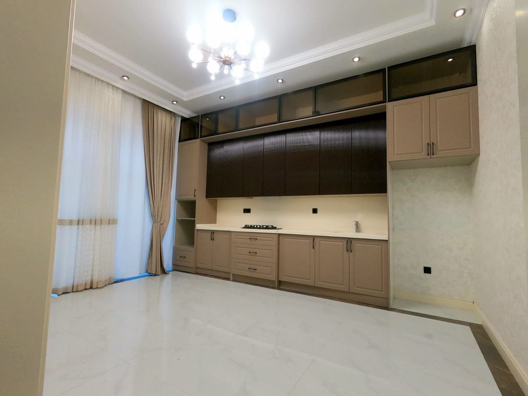 Satılır 5 otaqlı həyət evi/bağ evi 240 m² — Ev, villa, Bakı (9)