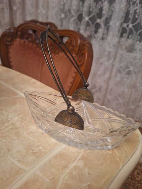 Konfet qabı — Bakı