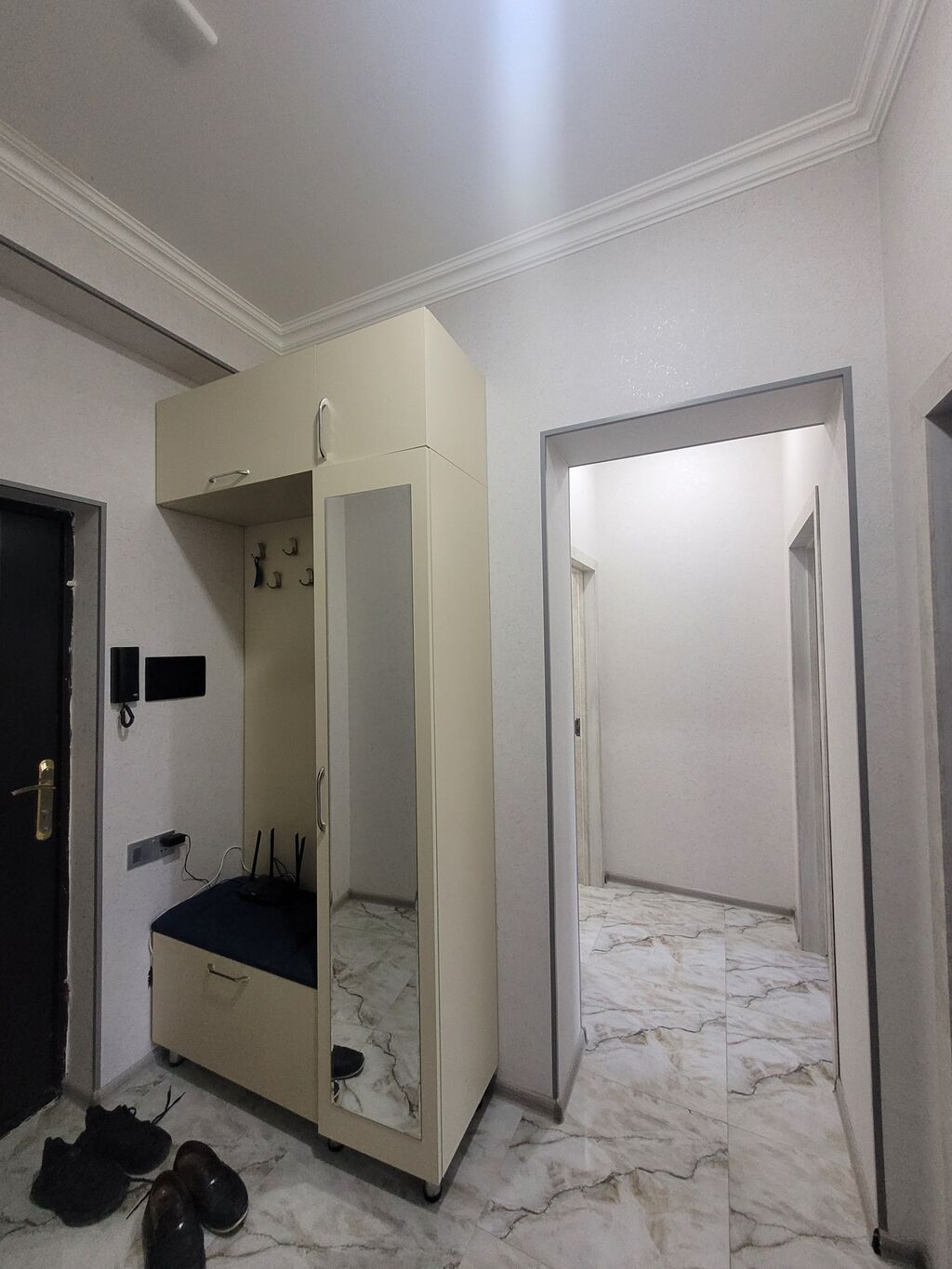 2taqlı mənzil – balkonlu, mebellə Xüsusiyyətlər: - Geniş işıqlı zal — Mənzil, Sumqayıt (2)
