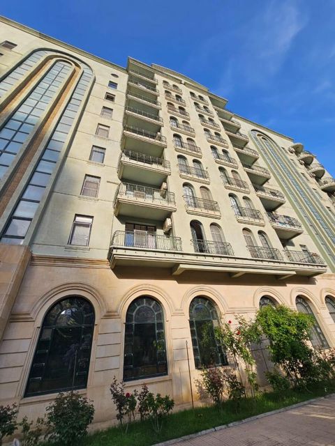4-otaqlı yeni tikili kirayə verilir, Nizami m., 150 m² — Bakı
