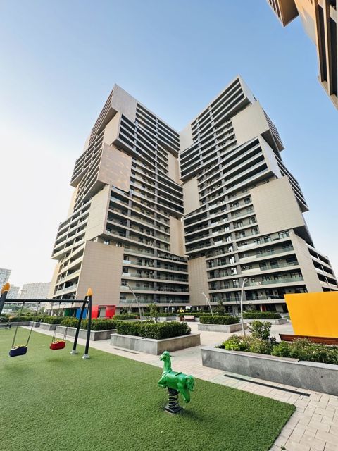 Satılır 2 otaqlı yeni tikili 106 m² — Bakı
