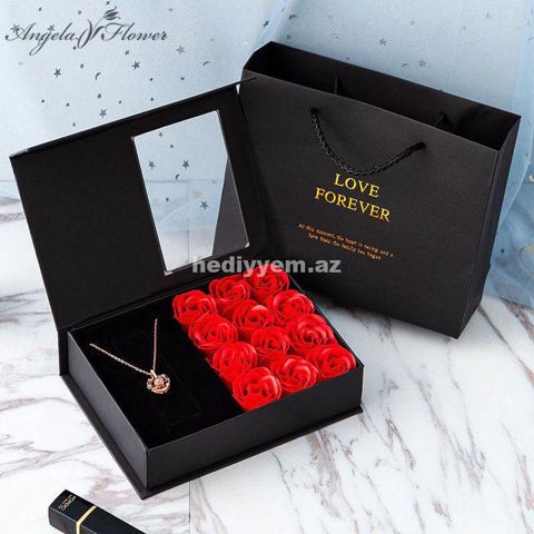 Gumus Sep Gullu GiftBox — 45 ₼ · Bakı · Hədiyyələr və suvenirləri Gumus Sep Gullu GiftBox — Bakı