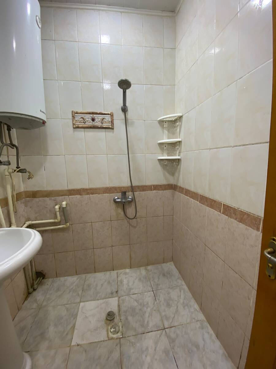 Satılır 2 otaqlı köhnə tikili 55 m² — Mənzil, Bakı (12)
