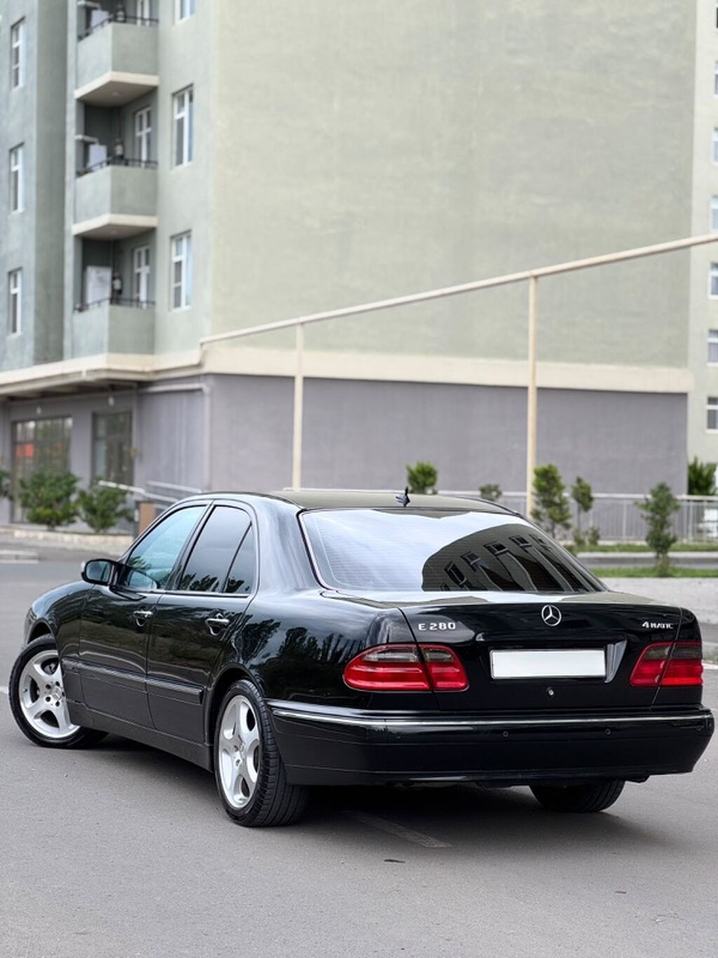 Mercedes-Benz E 280: 2.8 l Sedan 99-LK-979 — Avtomobillər, Lənkəran (2)