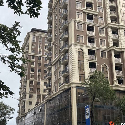 Satılır 4 otaqlı yeni tikili 177 m² — Bakı