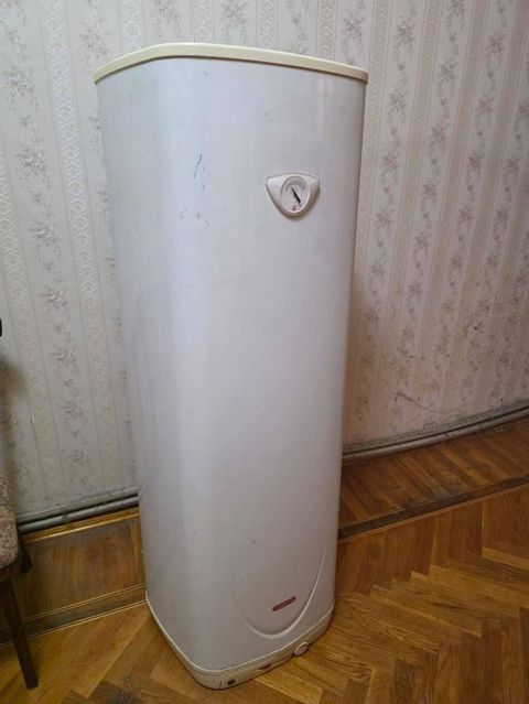 Ariston 100 litr 90 azn Azadliq metrosu lale 2 kod 42 — Bakı
