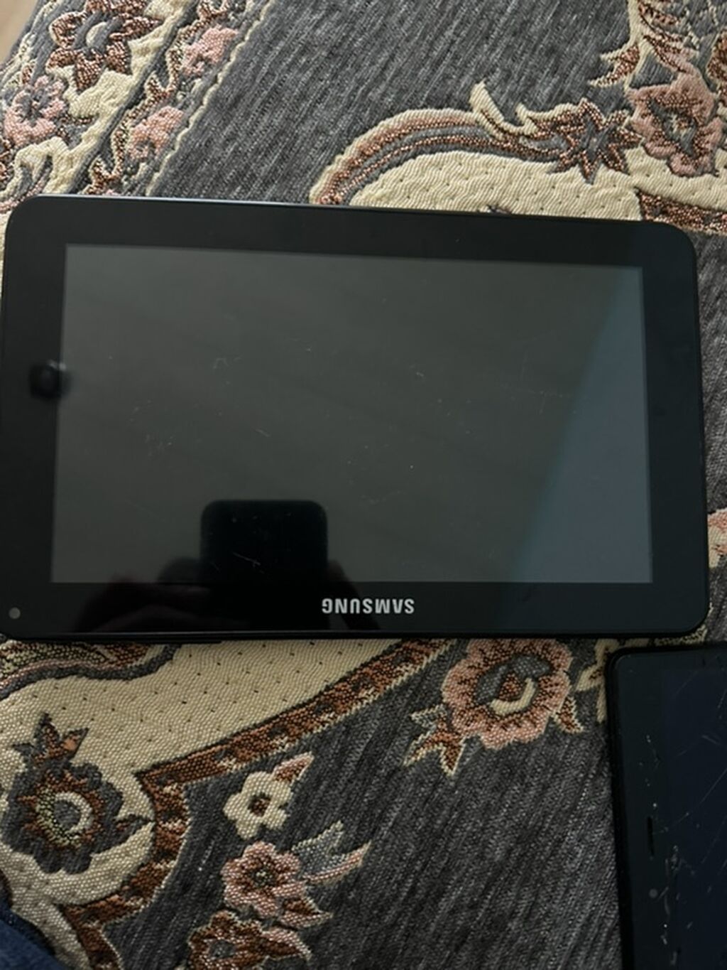 Samsung Galaxy Tab 5 planşet Xüsusiyyətlər: - Ekran: təxminən 7–8 — Samsung, Masazır