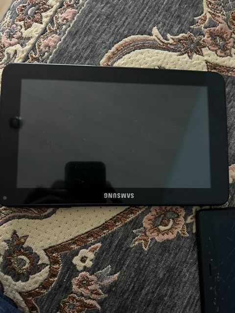 Samsung Galaxy Tab 5 planşet Xüsusiyyətlər: - Ekran: təxminən 7–8 — Masazır
