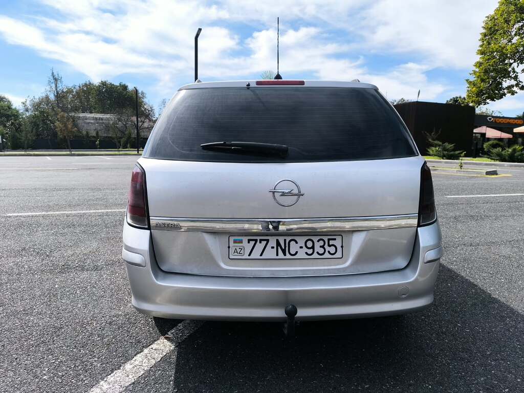 Opel Astra, 1.3 L, 2005 il, 270 000 km 77-NC-935 — Avtomobillər, Qax (8)