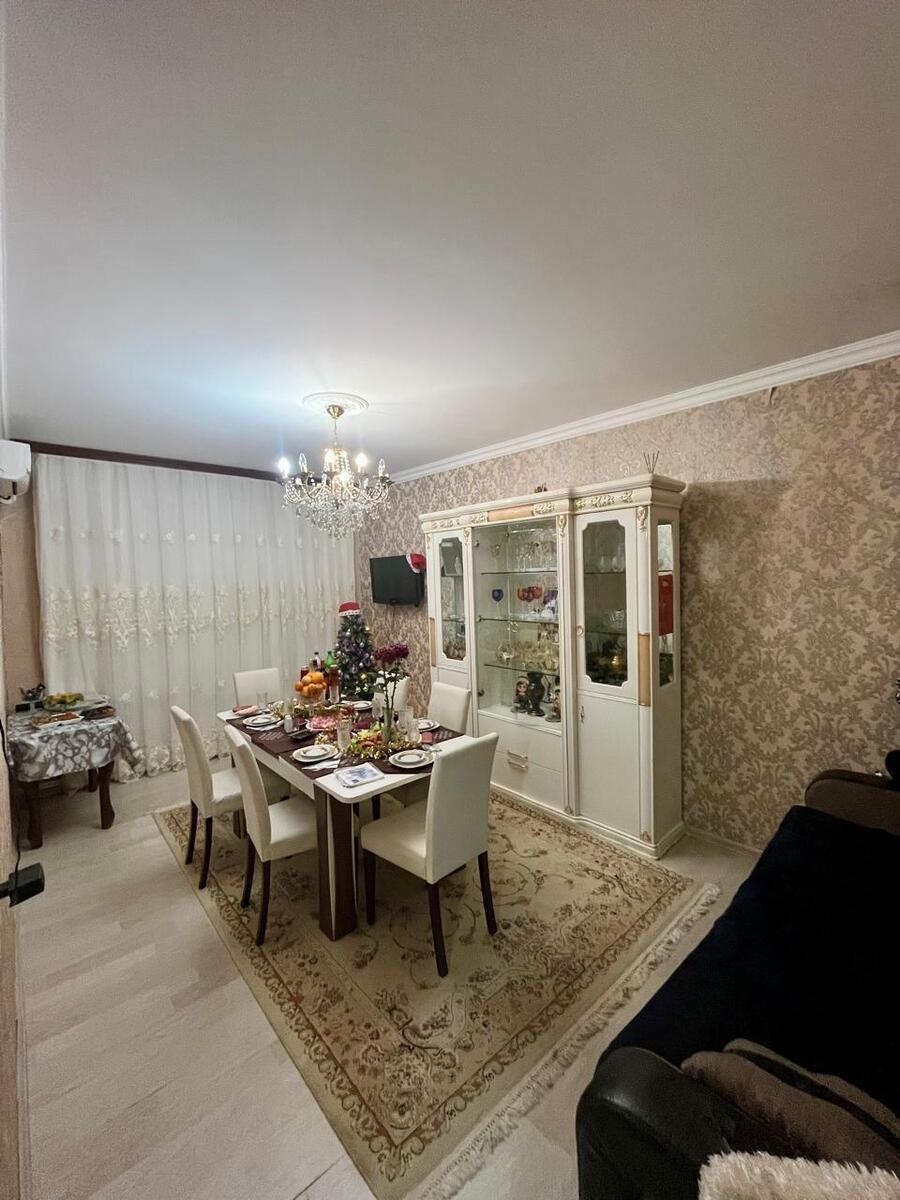 Satılır 2 otaqlı köhnə tikili 60 m² — Mənzil, Bakı