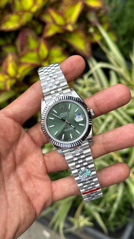 "Rolex" qol saatı — Şəxsi əşyalar, Bakı