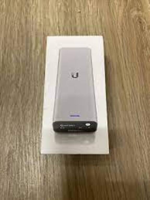 Ubiquiti Cloud Key Gen2 UCK-G2 — Şəbəkə və server avadanlığı, Bakı (4)