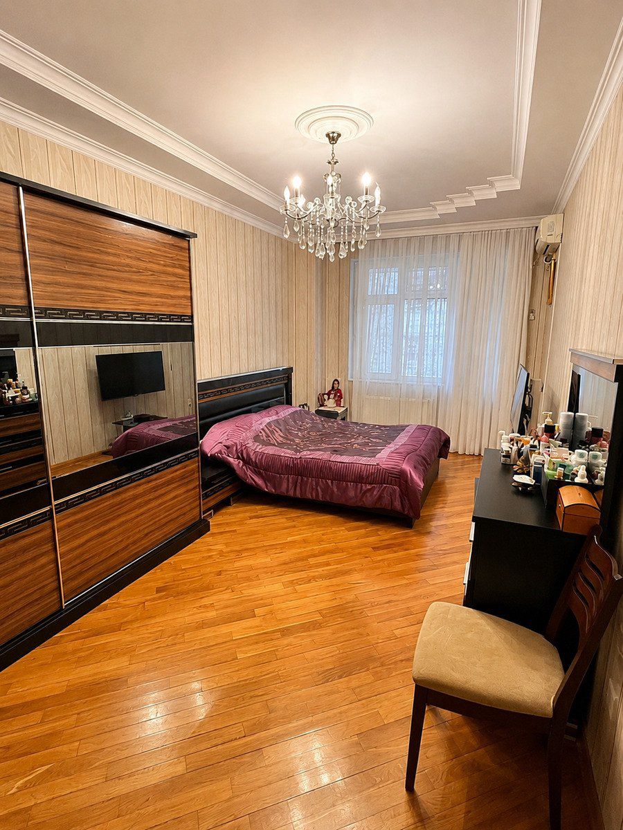 Satılır 4 otaqlı yeni tikili 205 m² — Mənzil, Bakı (7)