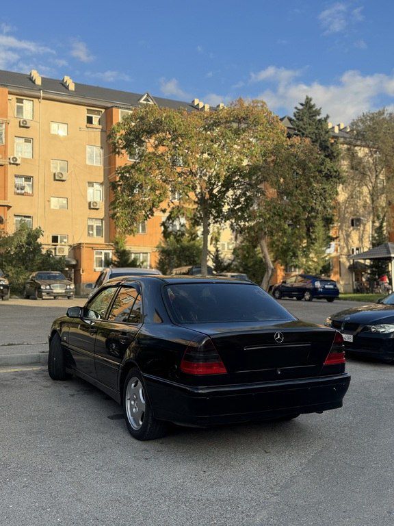 Mercedes C 240, 2.4 L, 1999 il, 400 000 km — Avtomobillər, Bakı (4)