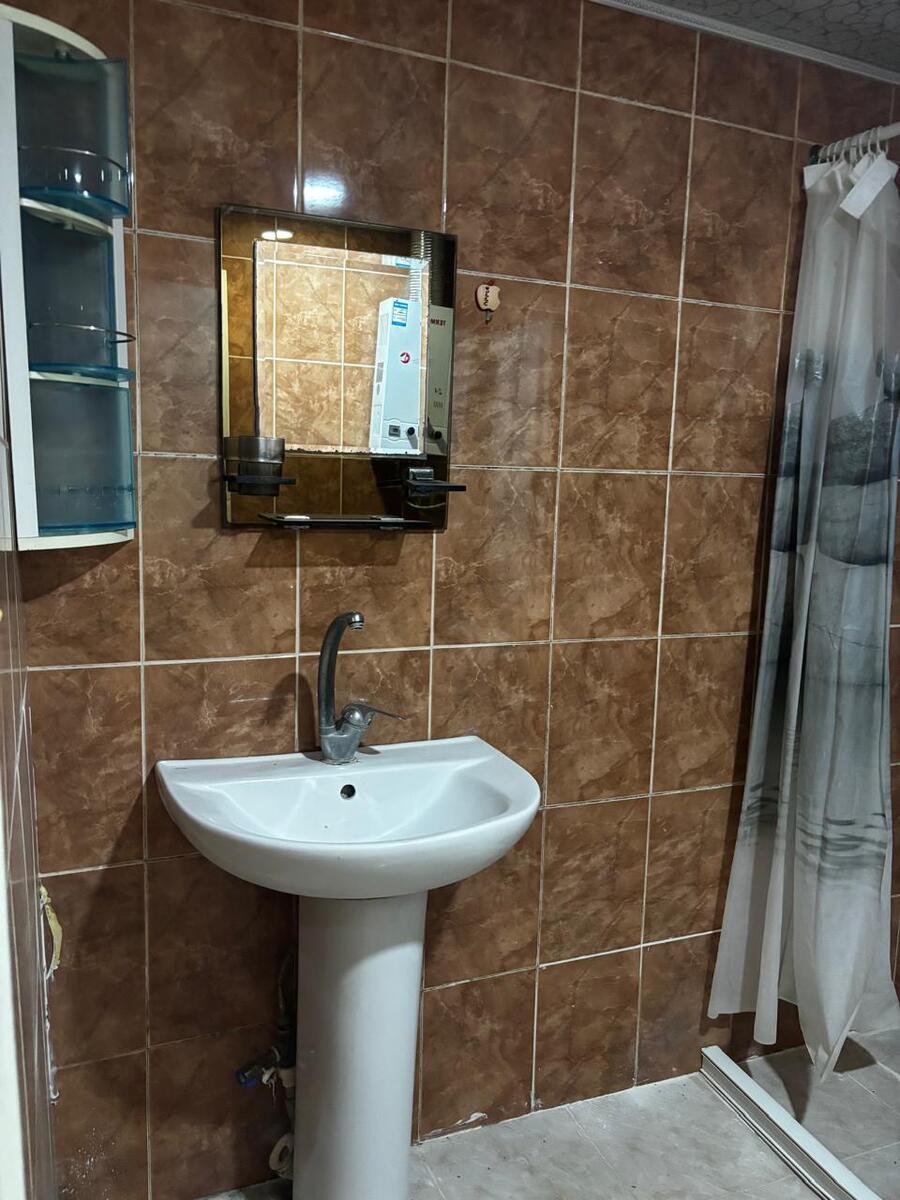 Satılır 2 otaqlı köhnə tikili 42 m² — Mənzil, Bakı (3)
