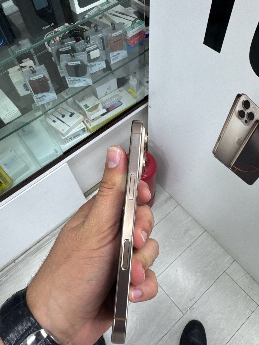 Apple iPhone 16 Pro Desert Titanium 128GB/8GB — Smartfonlar, Bakı (2)