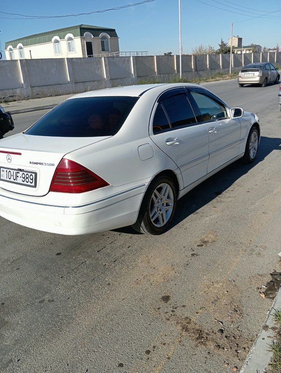 Mercedes C 180, 2.0 L, 2002 il, 445 225 km 10-UF-989 — Avtomobillər, Bakı (3)