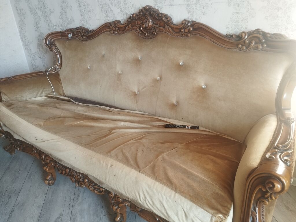 İşlənmiş, Klassik divan, Divan, Bazasız, Açılmayan — Yumşaq mobilya dəstləri, Bakı (2)