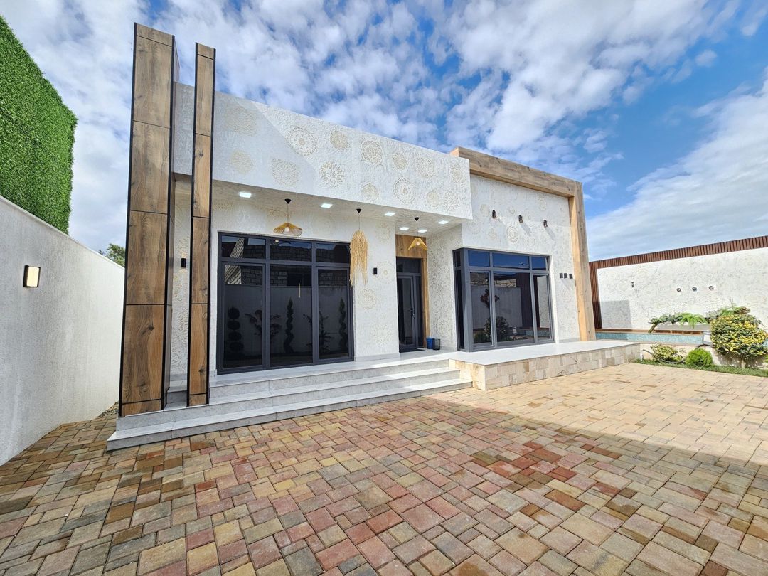 Satılır 4 otaqlı həyət evi/bağ evi 140 m² — Ev, villa, Bakı (2)