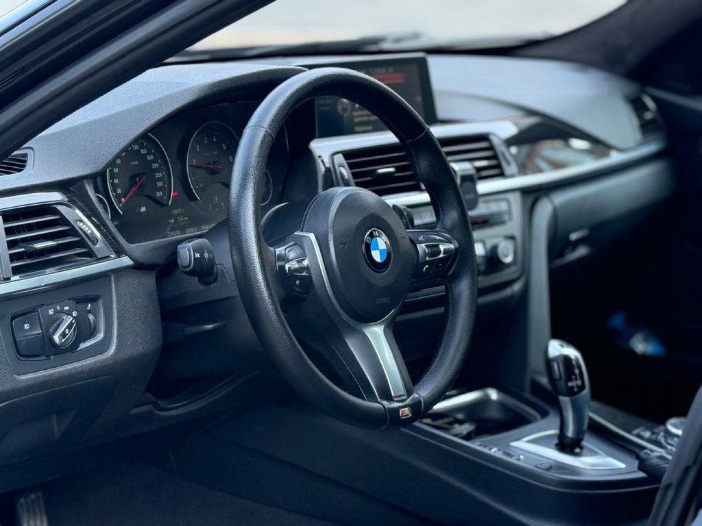 BMW 330, 2.0 L, 2015 il, 178 000 km — Avtomobillər, Bakı (11)