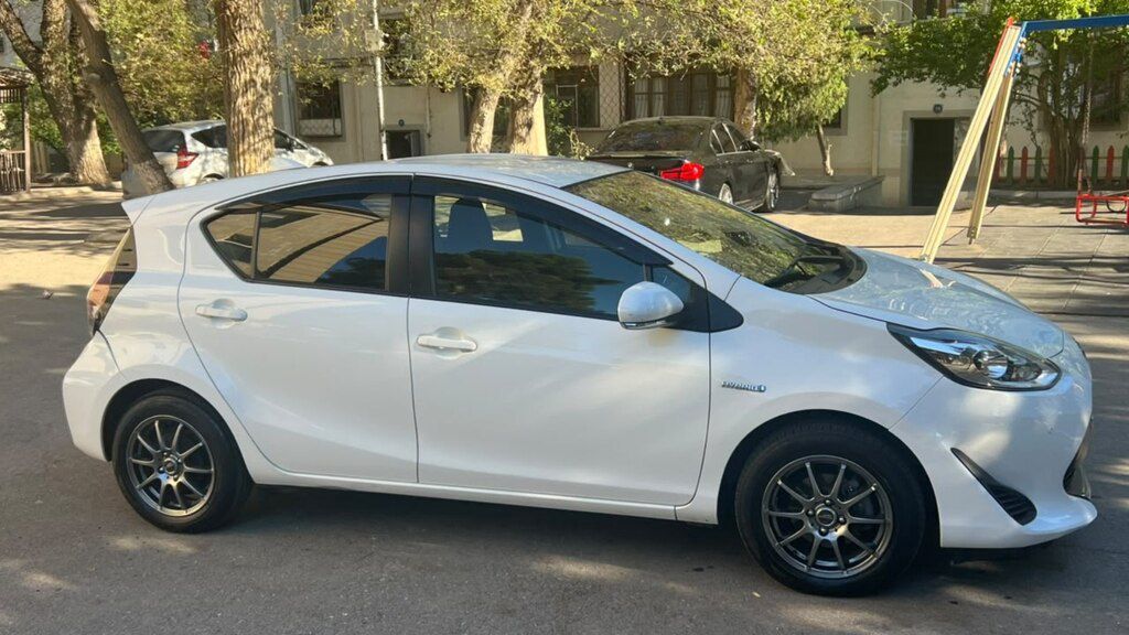 Toyota Aqua, 1.5 L, 0.9 kWh, 2020 il, 110 000 km — Avtomobillər, Bakı (4)