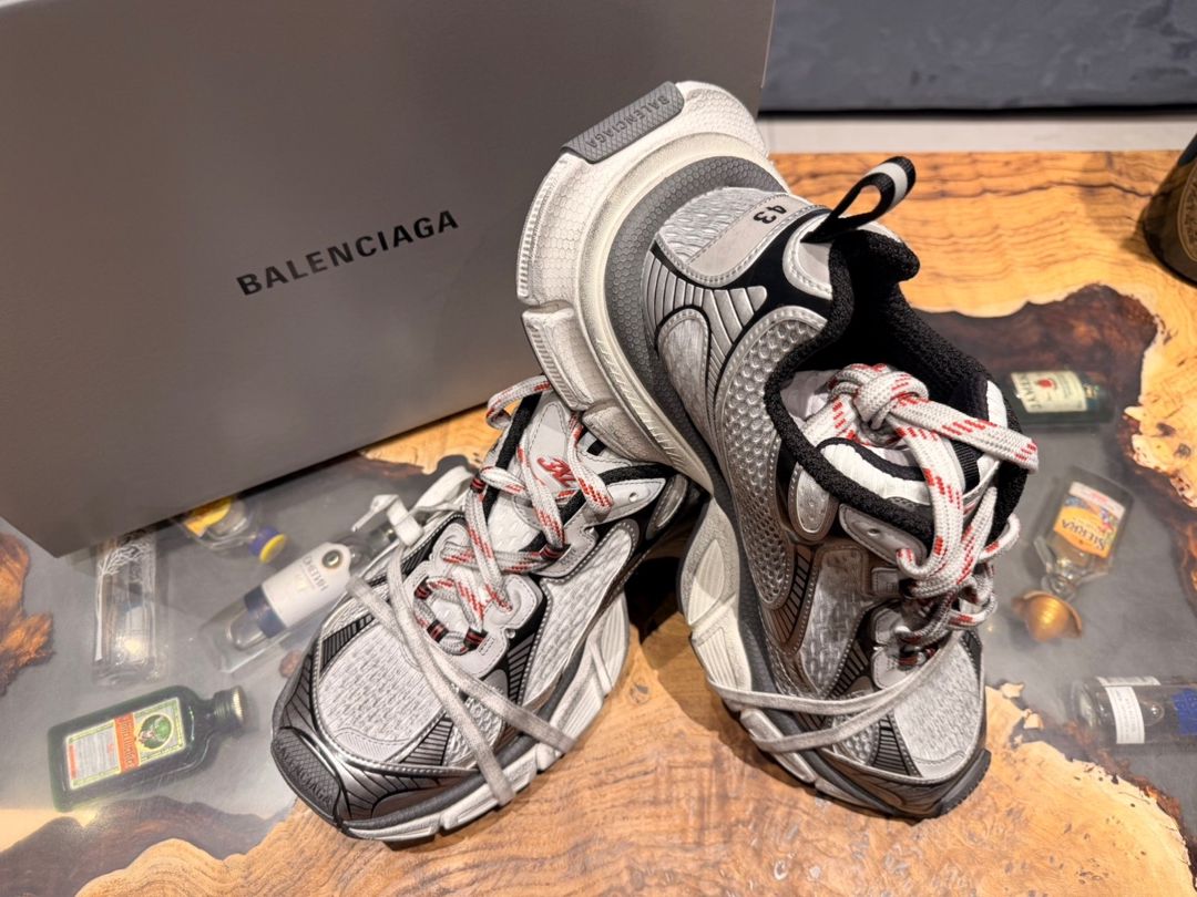 Balenciaga idman ayaqqabısı — Geyim, ayakkabı, aksesuarlar, Bakı (2)