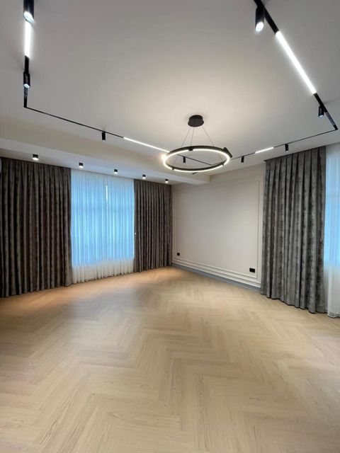 Satılır 4 otaqlı yeni tikili 118 m² — Bakı