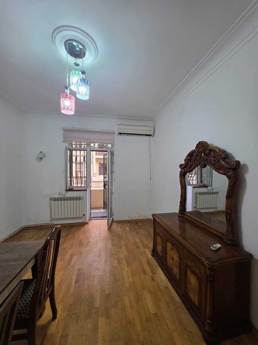 İcarəyə verilir 3 otaqlı köhnə tikili 90 m² — Mənzil, Bakı (6)
