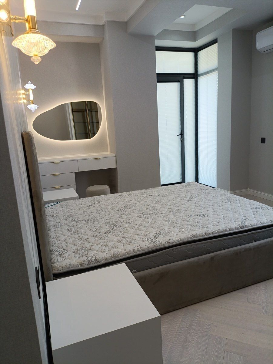 Satılır 4 otaqlı yeni tikili 185 m² — Mənzil, Bakı (2)