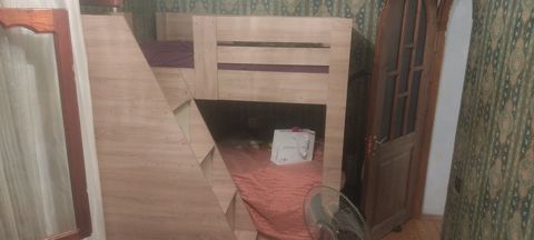 İkimərtəbəli çarpayı — Bakı