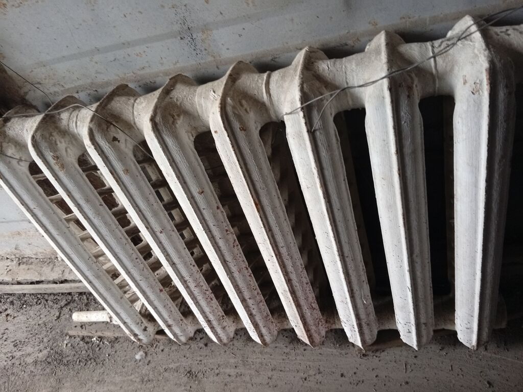 Döküm radiator (mərkəzi isitmə üçün) - Material: tökmə dəmir - Bölmə — Radiatorlar, Bakı